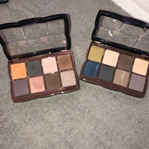 Eyeshadow palettes